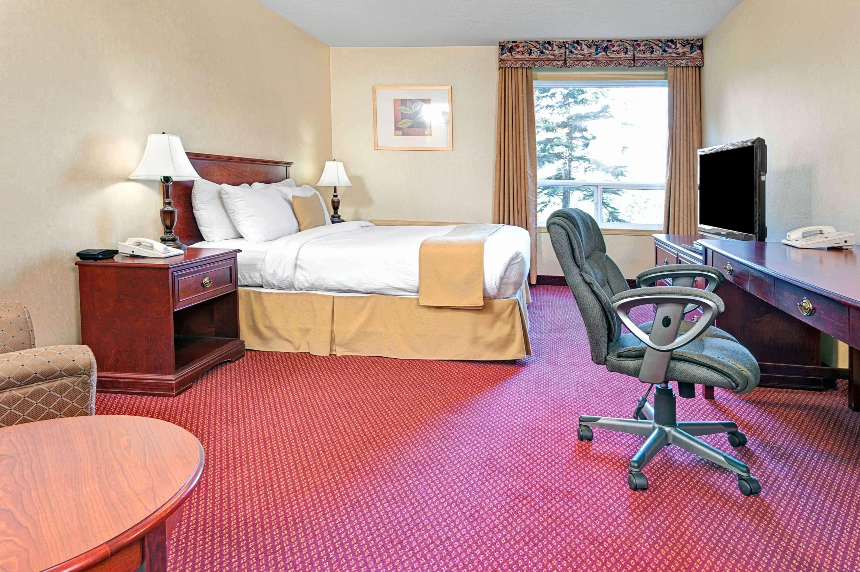 Quality Inn & Suites Edmonton International Airport Leduc Extérieur photo